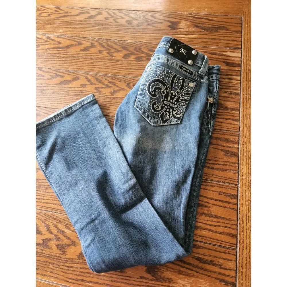 Miss Me fleur-de-lis pocket bootcut jeans sz 28x32